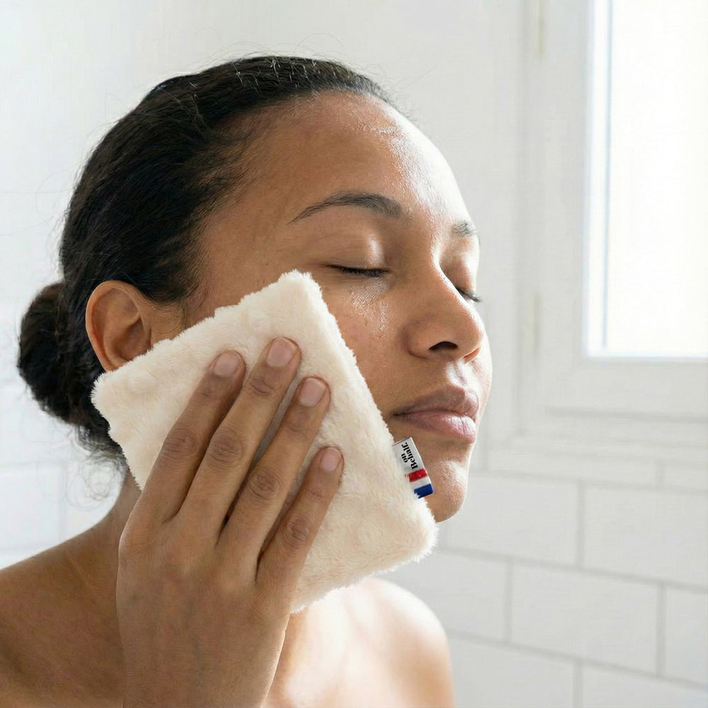coton démaquillante en minky démaquille en douceur à l'eau avec sa texture soyeuse et douce