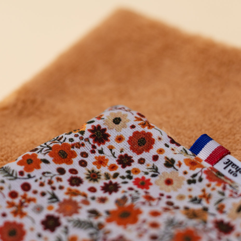 Coton lavable en éponge bambou de motif liberty brun