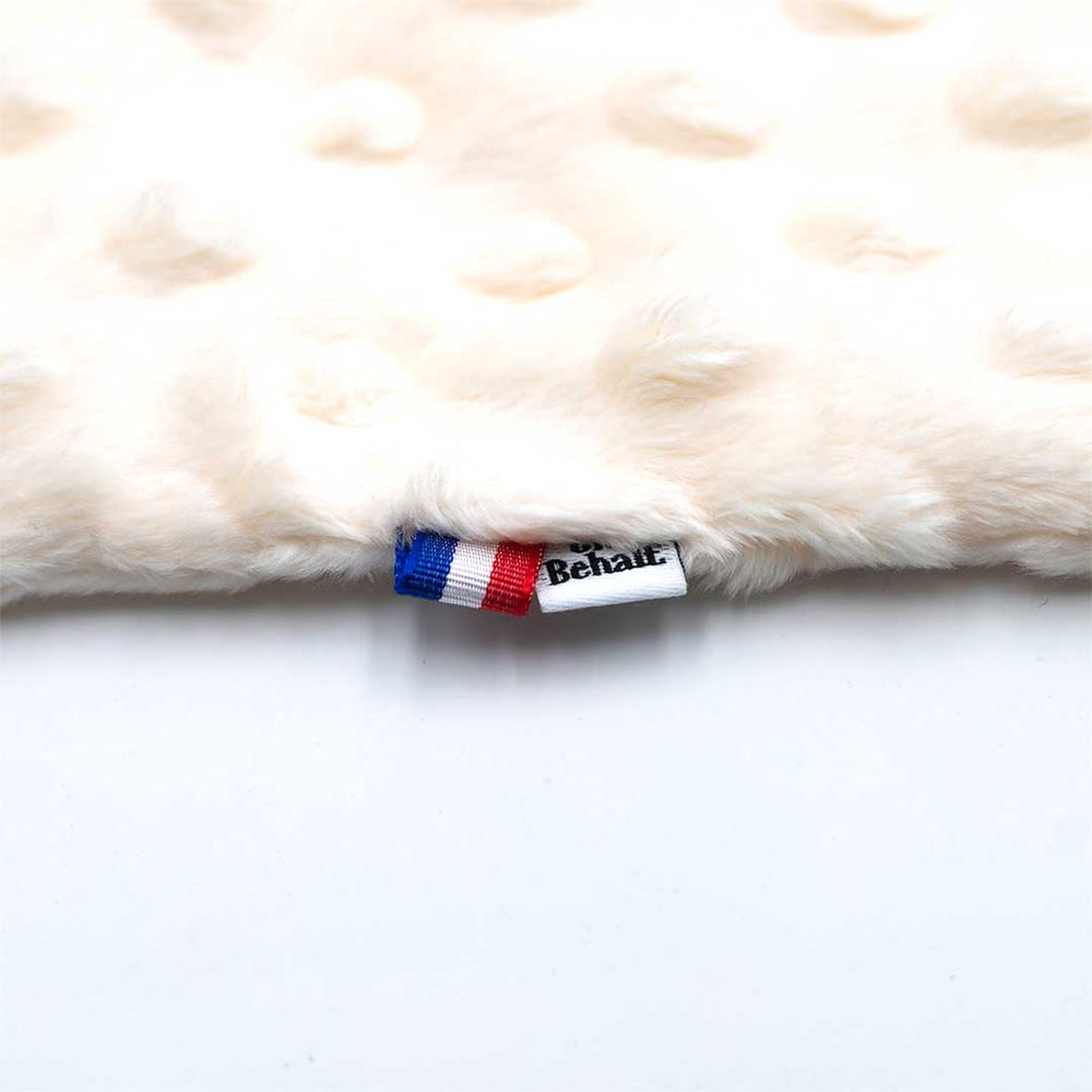 lingette démaquillante en minky démaquille en douceur avec sa texture soyeuse et douce