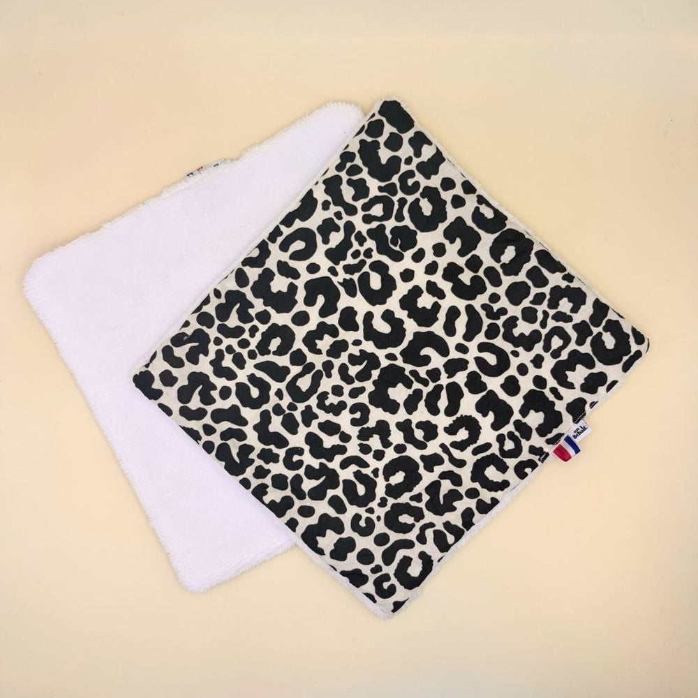 minis serviettes ultra-douces en éponge de bambou et en coton pour vous sécher le visage pour les peaux à imperfections et les peaux sensibles à motifs léopard noir